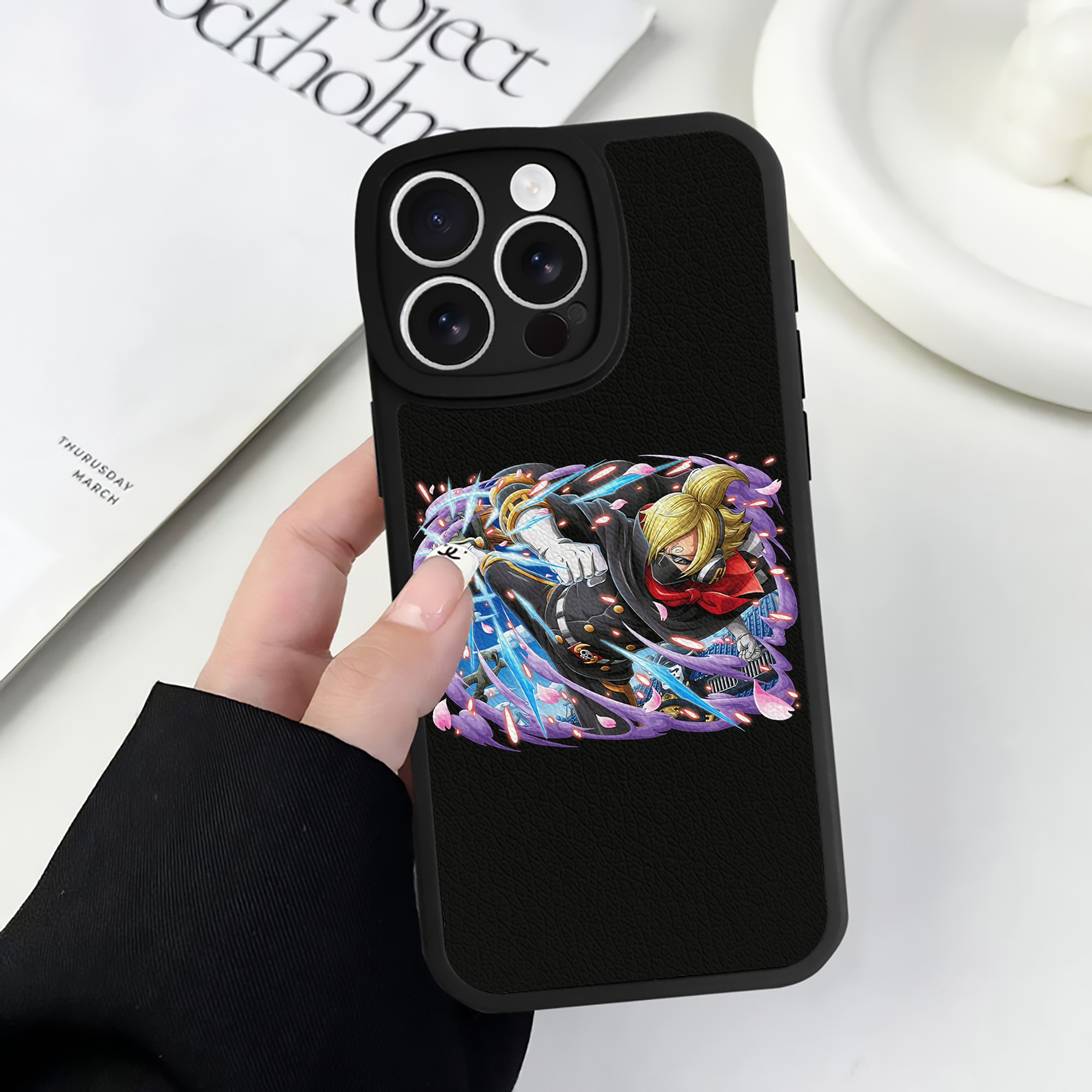 （画像用） ワンピース サンジ ONE PIECE Sanji 【iPhone 16シリーズ対応】シリコンスマホケース（レザー調） 材質：シリコン